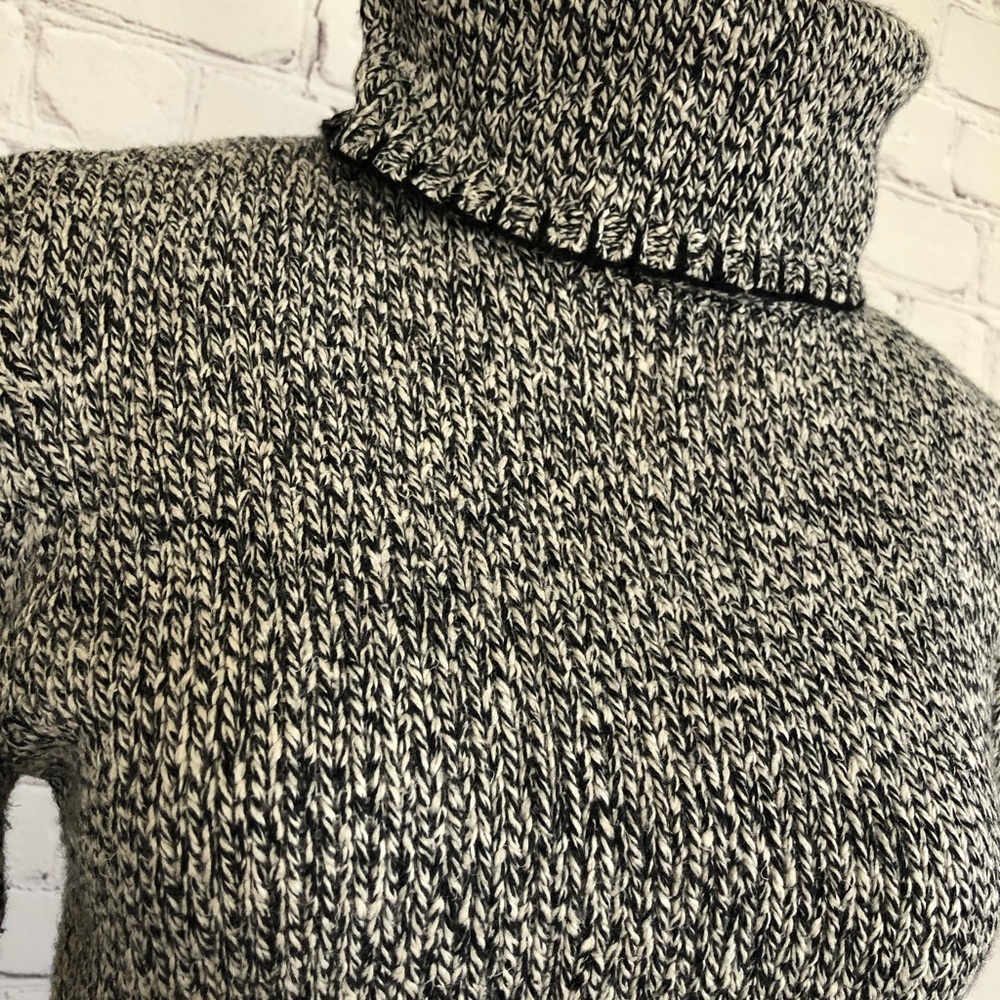 Moda International Turtleneck Sweater - Picture 6 of 8